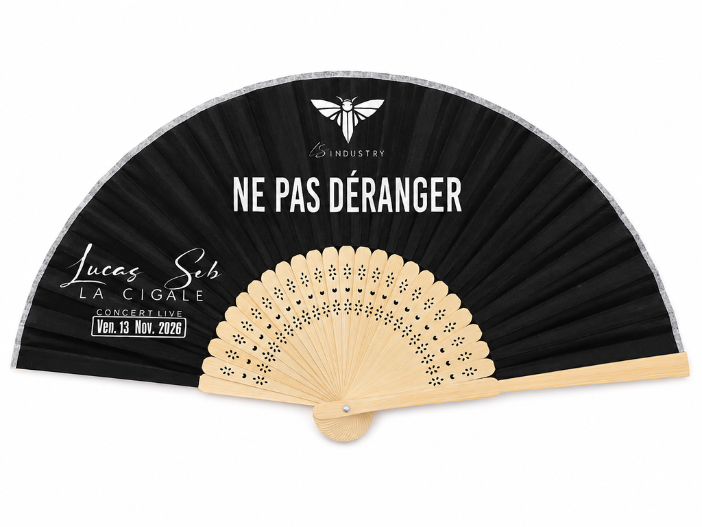 EVENTAILLE ( NE PAS DERANGER)